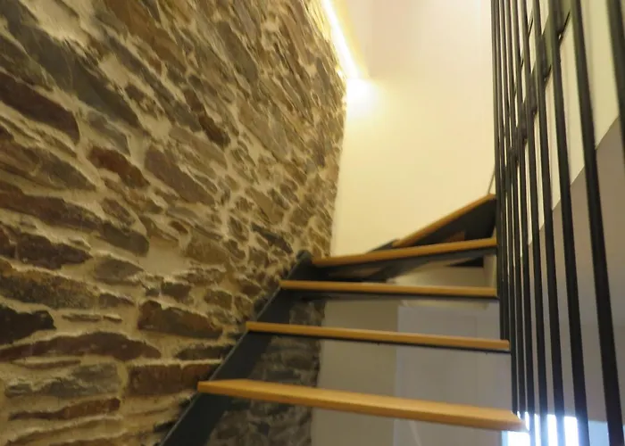 Apartahotel Armanya 3 Lugo