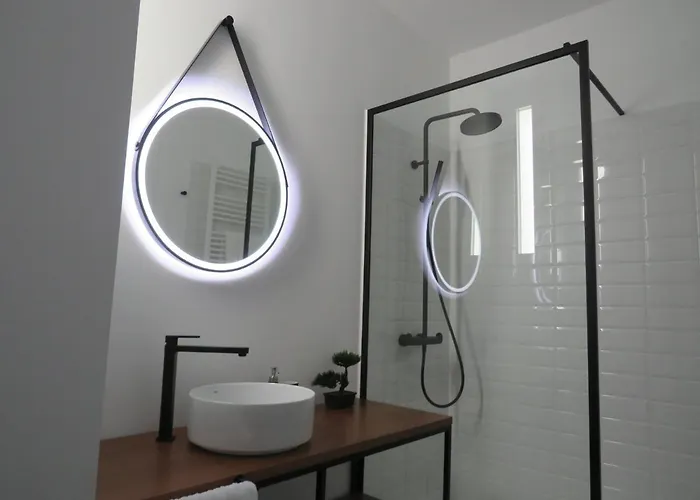 Armanya 3 Apartahotel